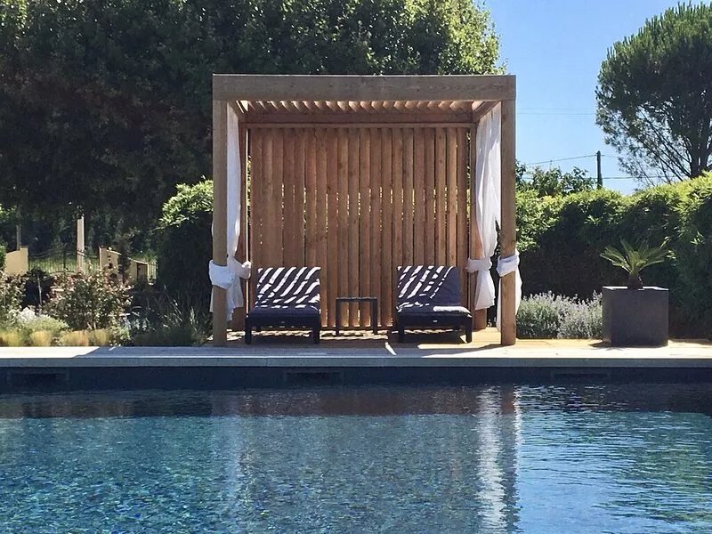 CHARMING GITE IN PROVENCE IN THE HEART OF THE VINES
