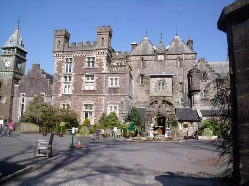 Craig Y Nos Castle