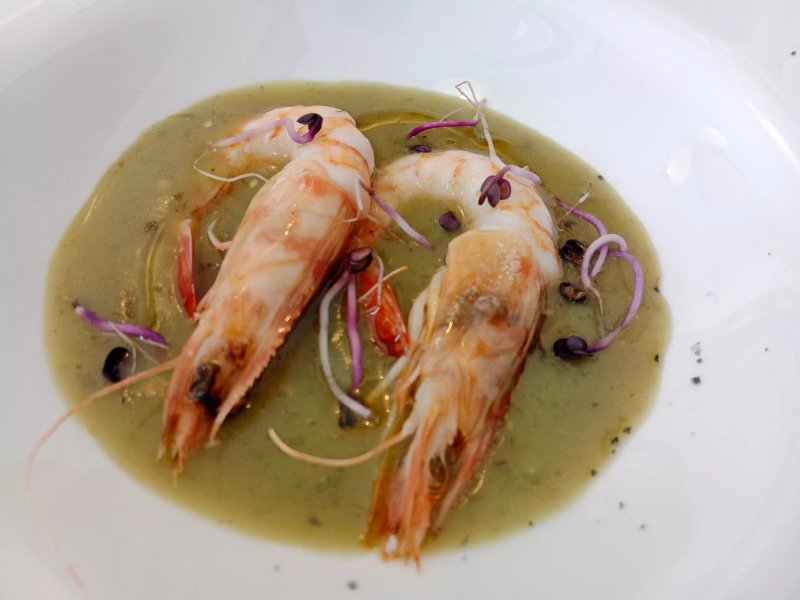 Nou Parada Cafeteria Restaurant