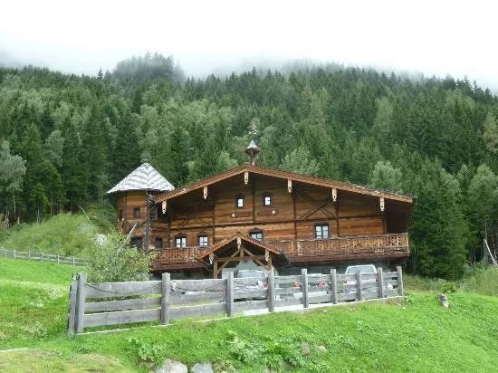 MONDI Schiefe Alm Gastein