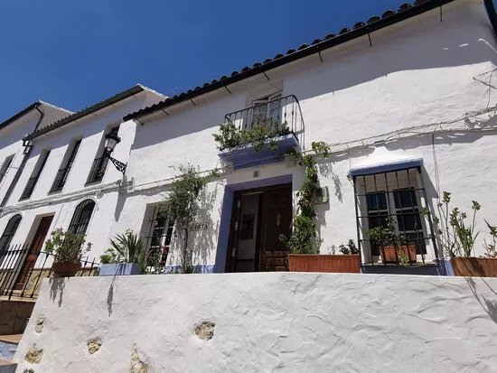 Villaluenga Del Rosario Pueblo Blanco.