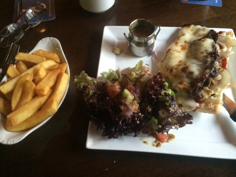 The Farnham Arms Hotel