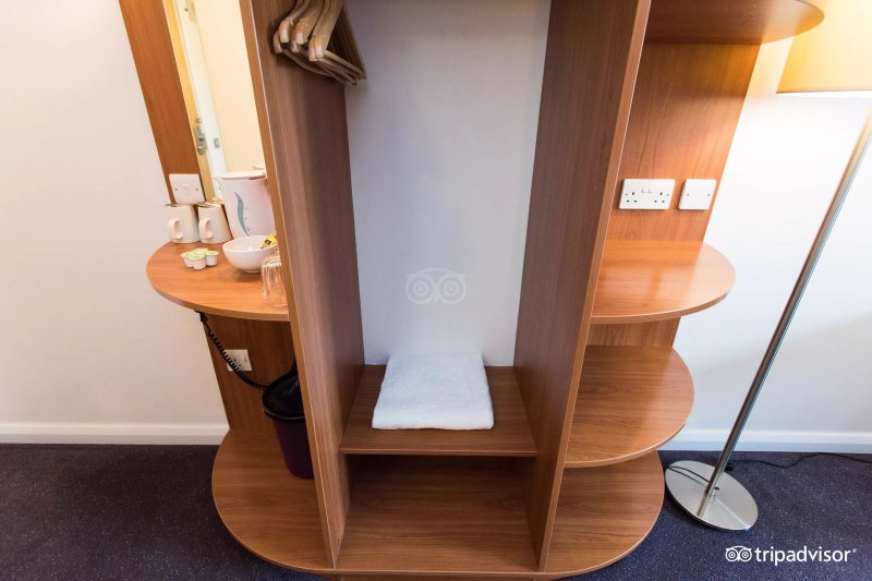 Premier Inn London Twickenham East Hotel
