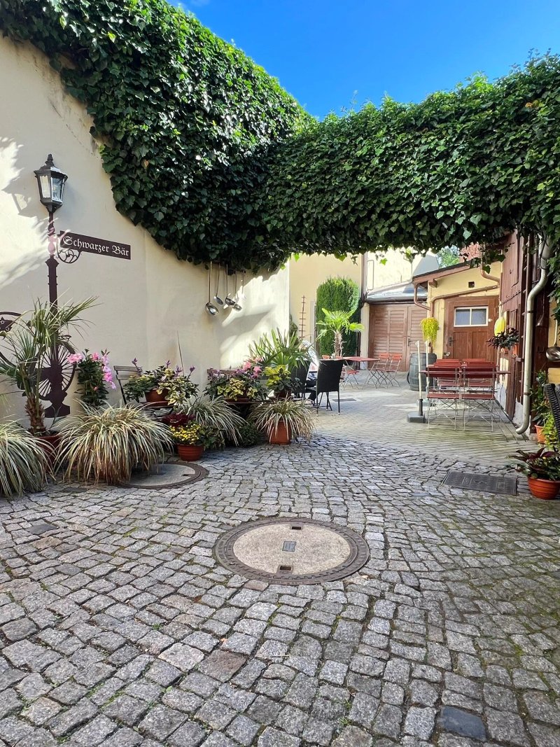 Hotel Schwarzer Bar
