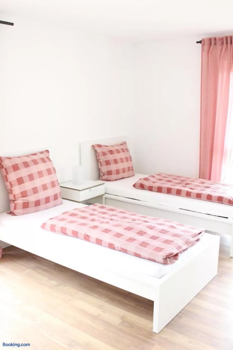 Rendel-Apartments by Bismarck Hostel Ohringen