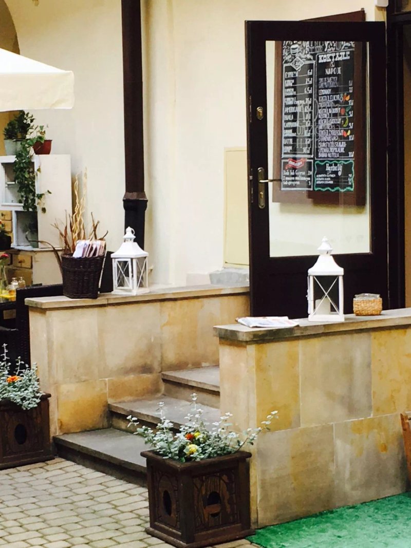 Magia Cafe Bistro