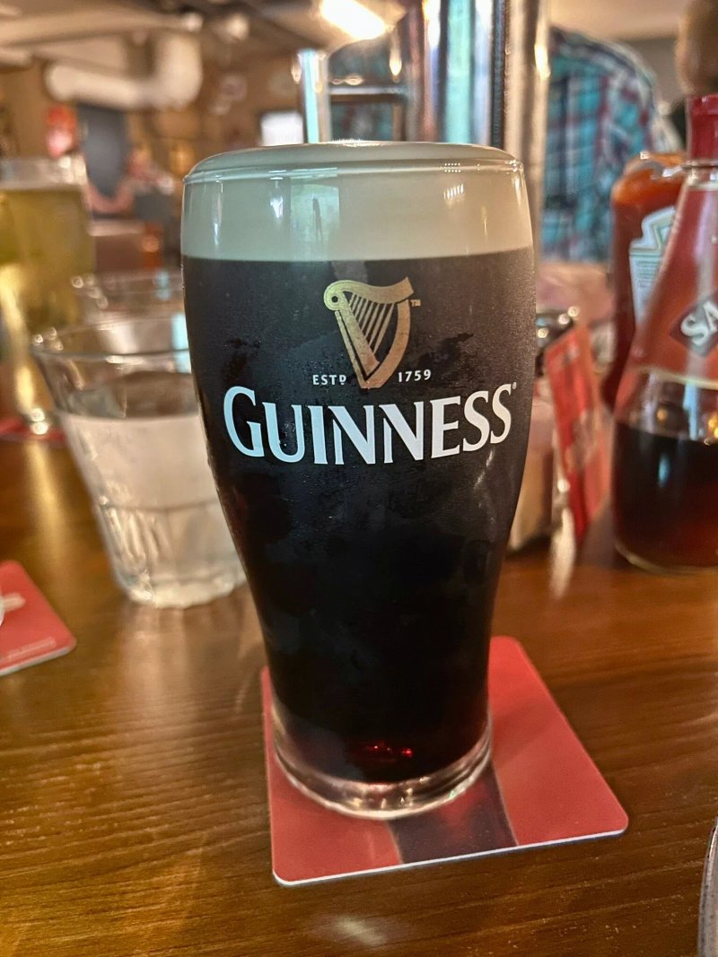 The Laurels Pub