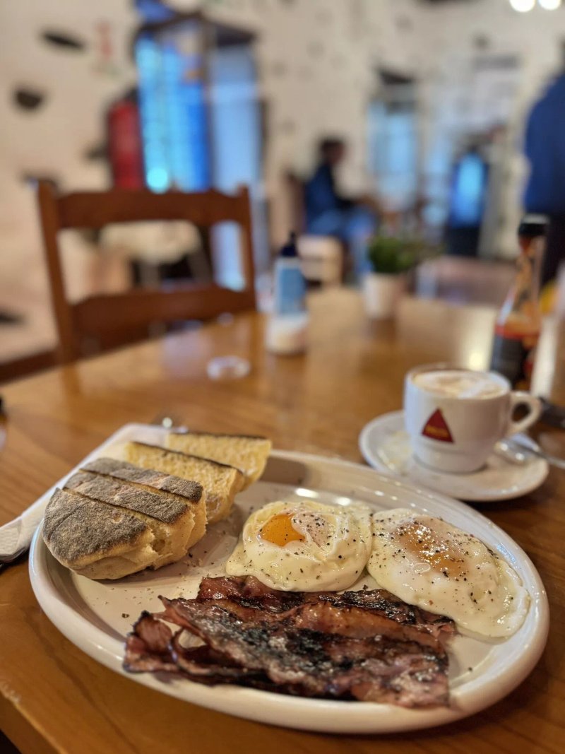 Cafe Da Laura