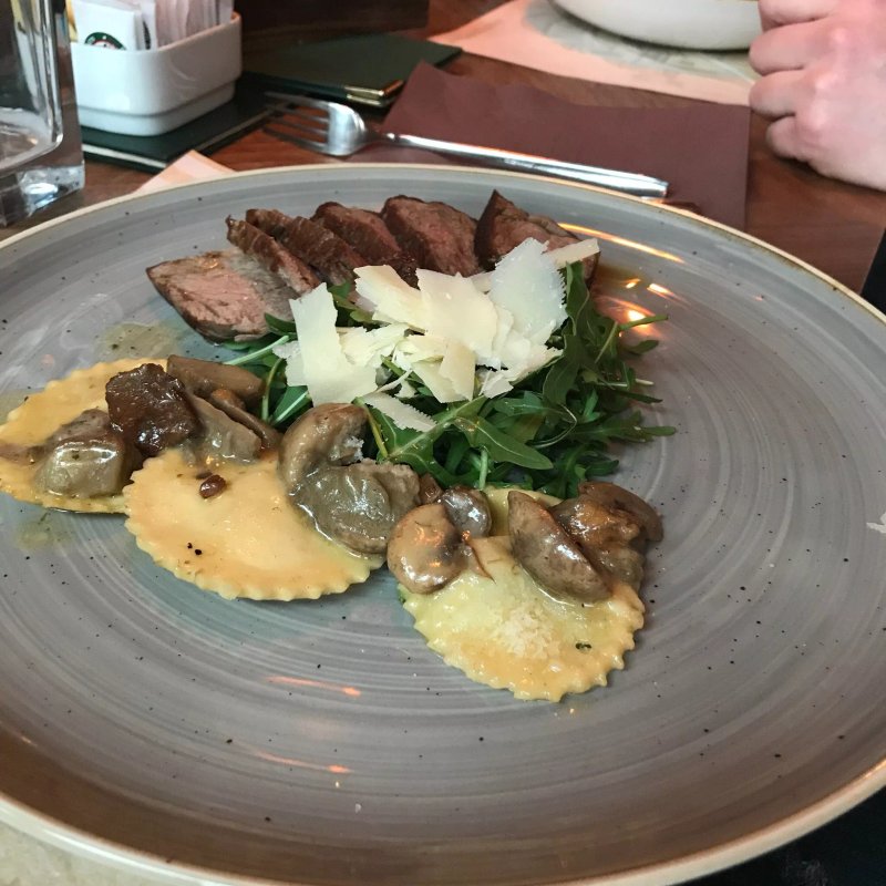 Le Petit Bistro