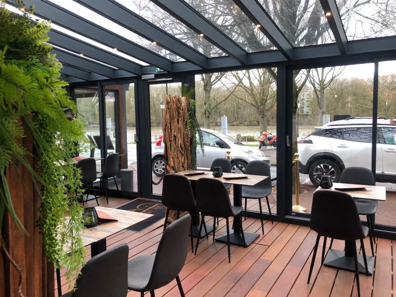Bijou Bar