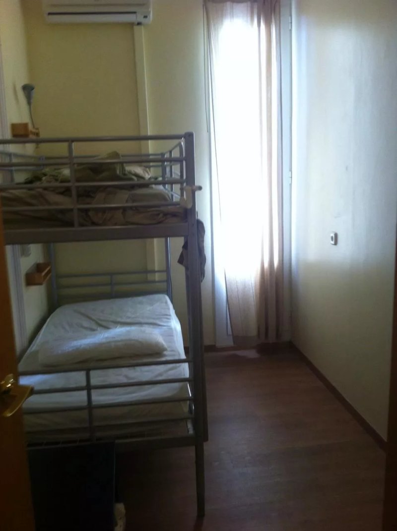 Barcelona Central Garden Hostel