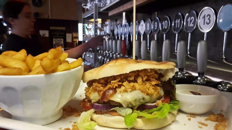 Hawidere Bier Burger Bar