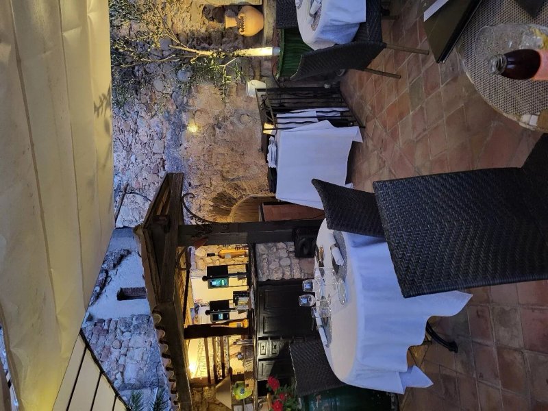 Le Chateau D'argens Restaurant