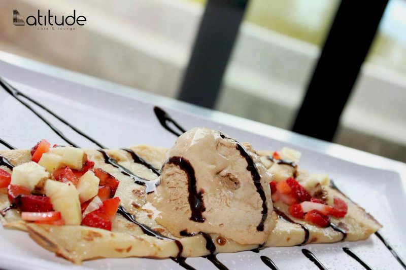 Latitude cafe & lounge