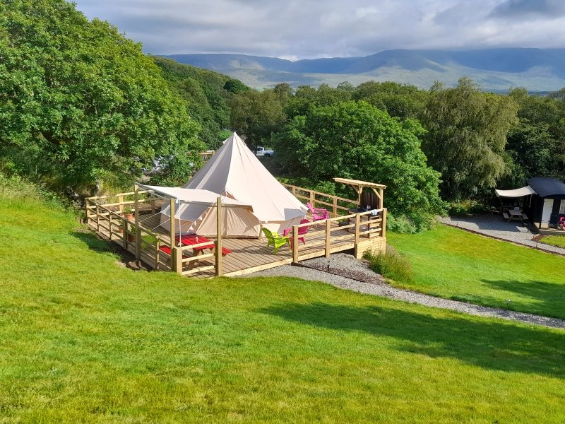 Acorn Wood Glamping