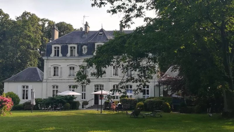 Hôtel Château Cléry