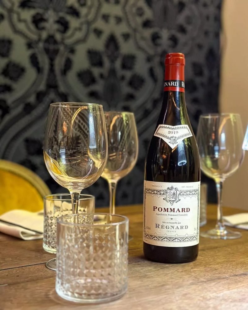 Le Vin de L'assassin Bistrot