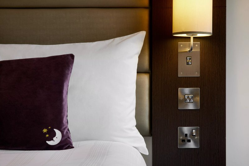 Premier Inn Leeds City Centre (Whitehall Road) hotel