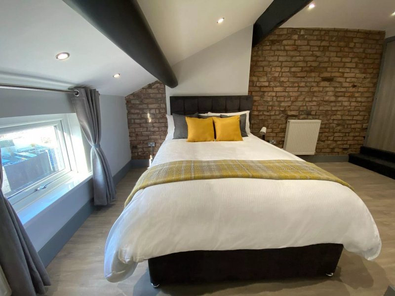 6adelphi