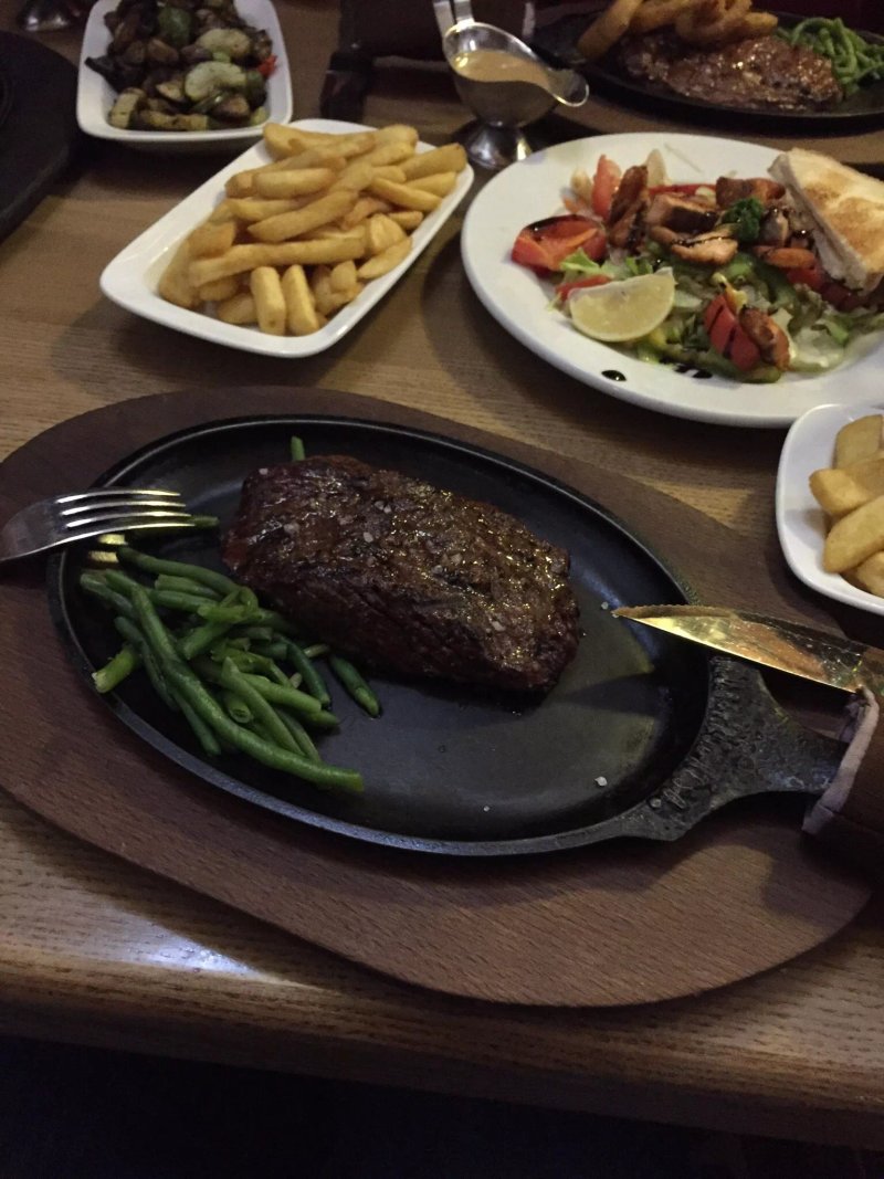 Steak Restaurant Penzion Country Saloon
