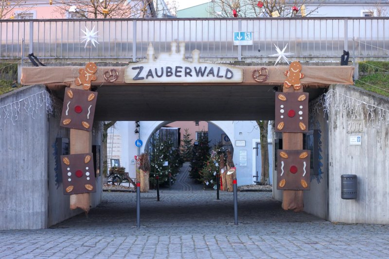 Schwimmender Christkindlmarkt