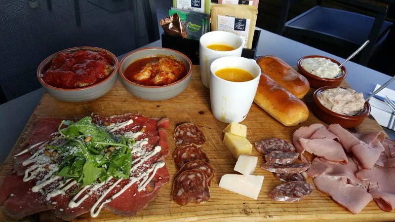 Grill & Wijnbar De Buffel