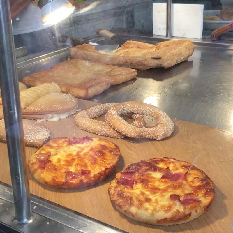 Thessalonikia Bougatsa & Pizza