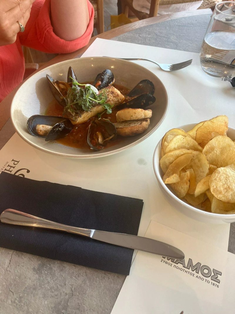 Achinos Seaside Bar Restaurant
