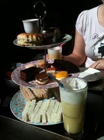 The Tophams Hotel Restaurant