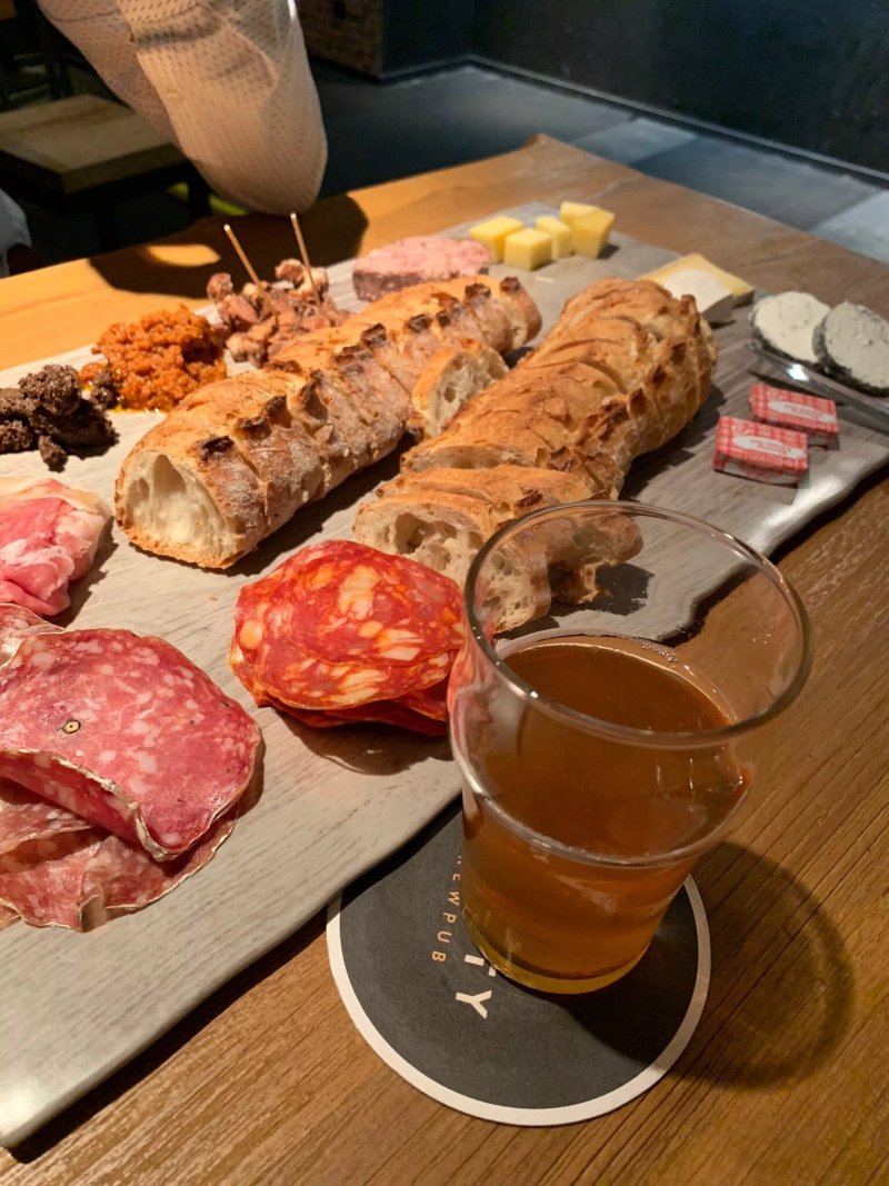 Crafty Brewpub