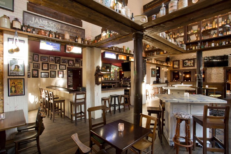 Mary's Irish Pub