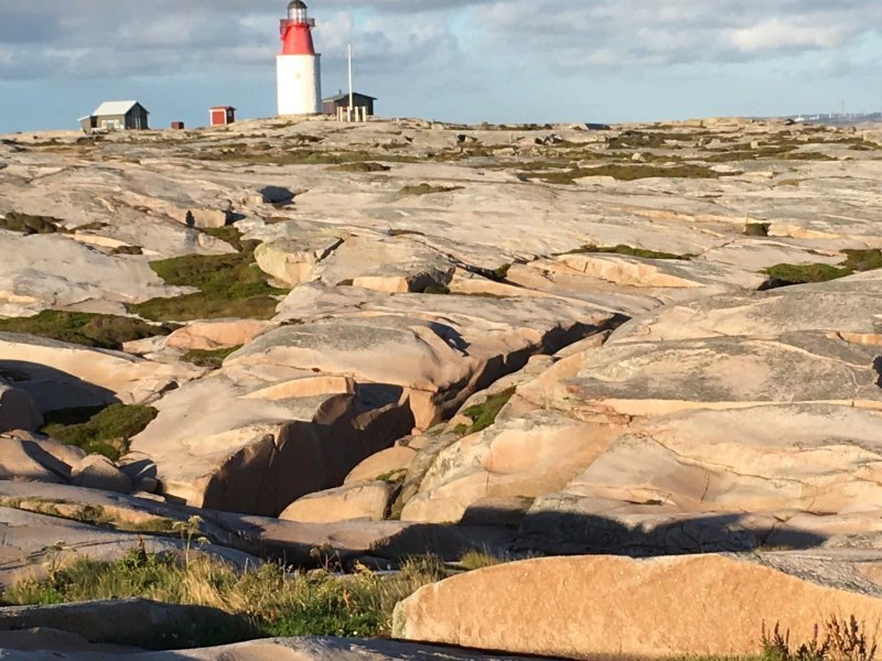Utpost Hållö