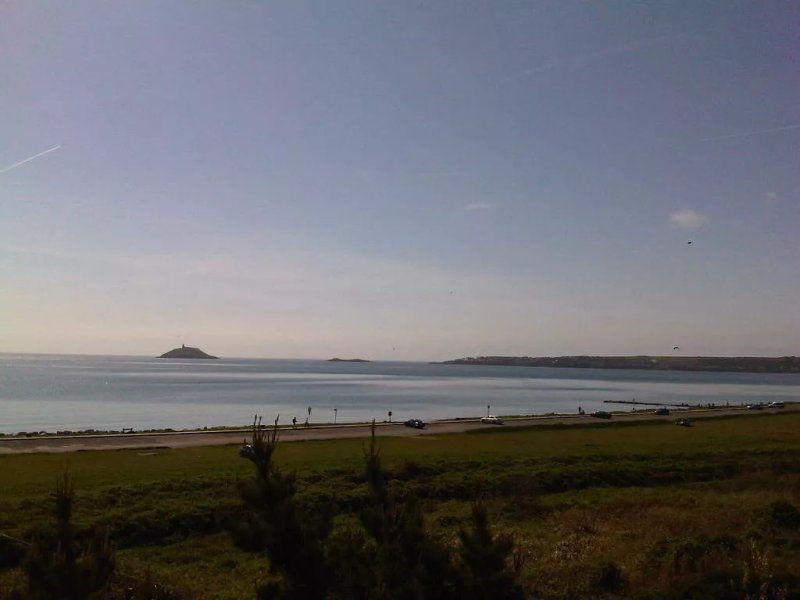 Garryvoe Hotel