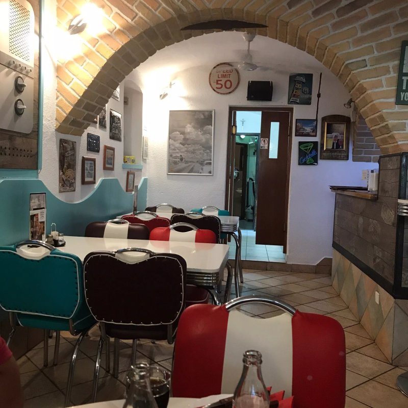 Pizzeria & Grill Route 66