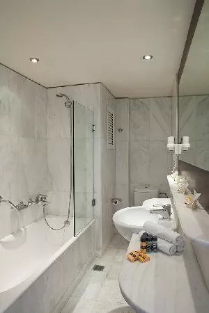 Hermes Hotel