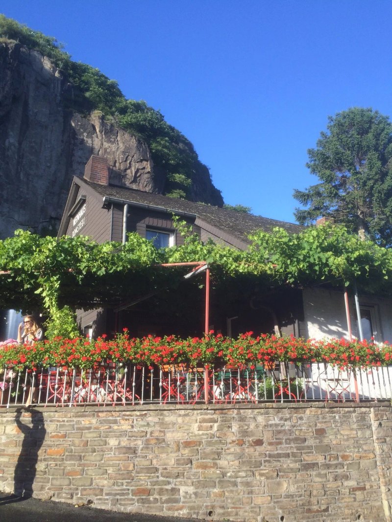 Weinhaus Domstein