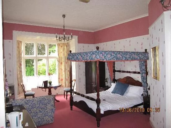 Ambleside Lodge