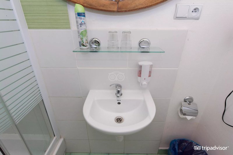 Oki Doki Hostel