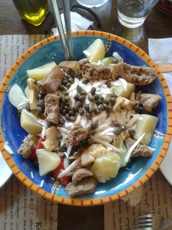 Avli Taverna