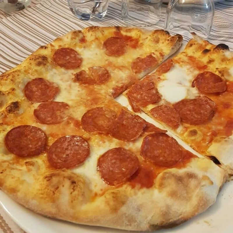 Bar pizzeria paninoteca FOLLIE