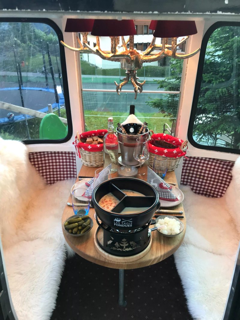 Fondue Gondola