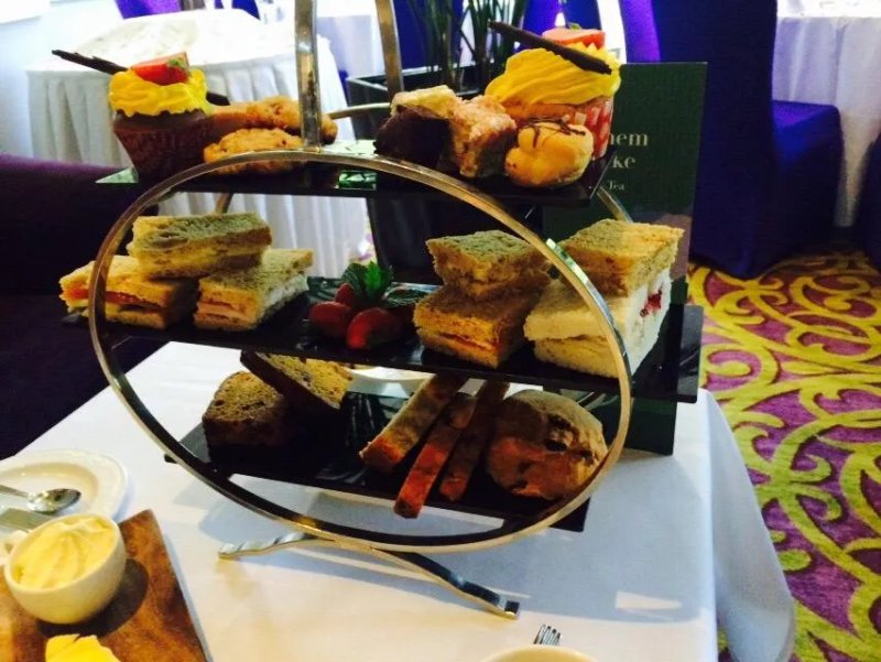 Afternoon Tea at the Everglades