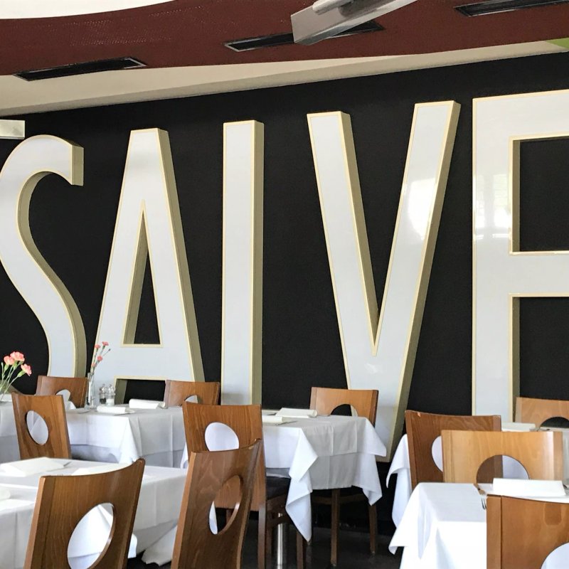 Mezzogiorno bar restaurant