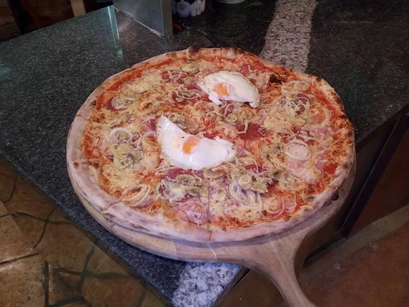 Gostilna s pizzerijo Pri Peku