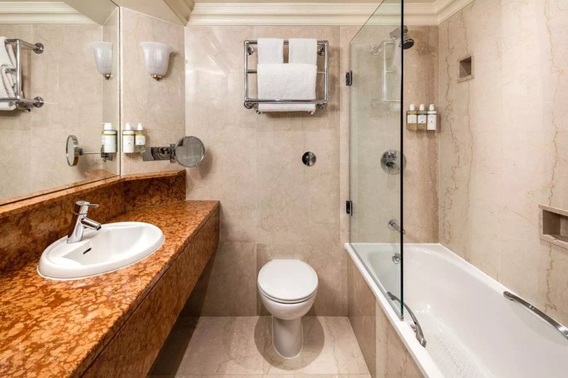 Radisson Blu Hotel, London Heathrow