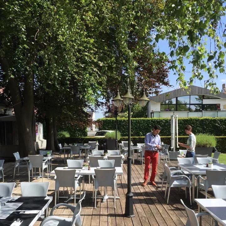 Bistro Cafe Passe