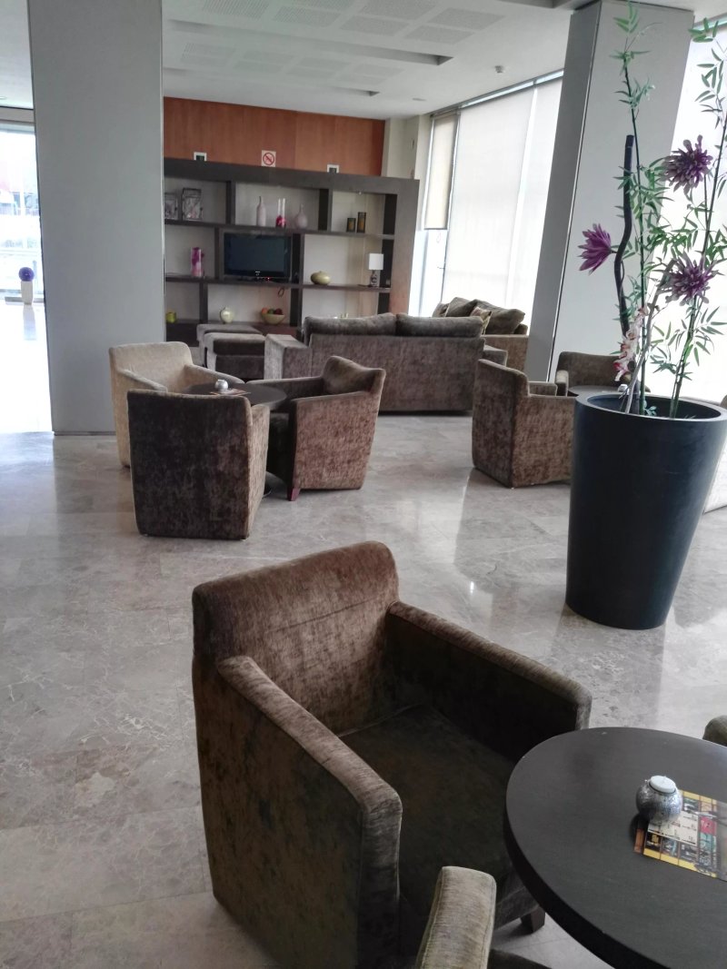 Xon's Valencia Restaurant