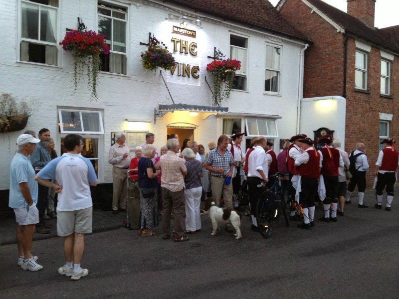 Vine Inn