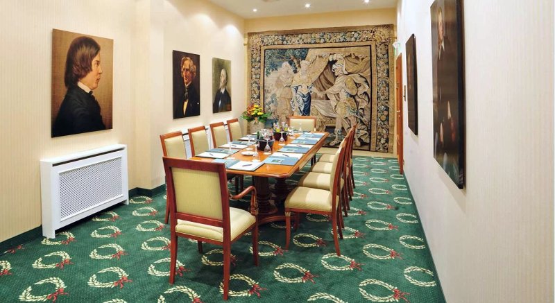 Best Western Premier Grand Hotel Russischer Hof
