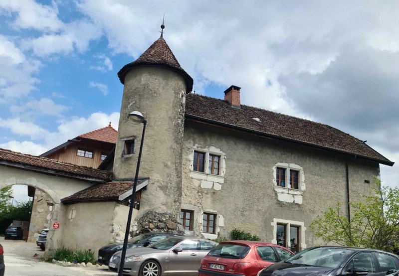 Chateau De Chateauvieux